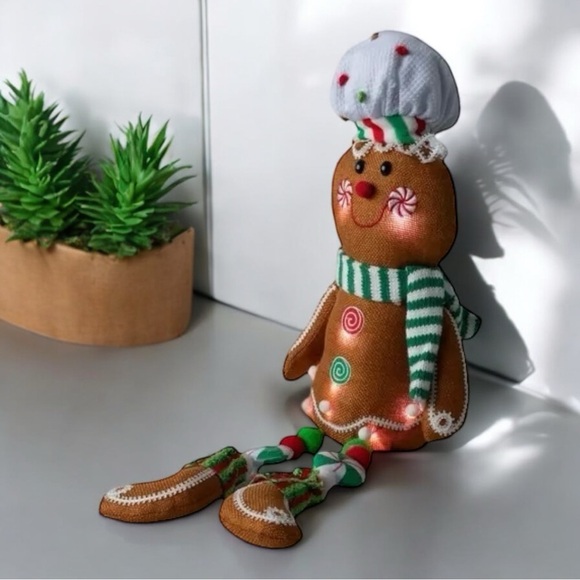 Christmas Holiday Gingerbread Chef Lightup Shelf Sitter Decor - Picture 1 of 2